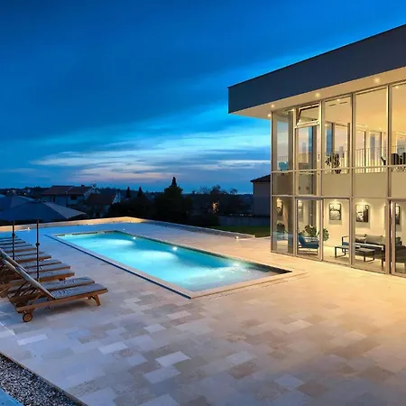 Koko Holiday home *